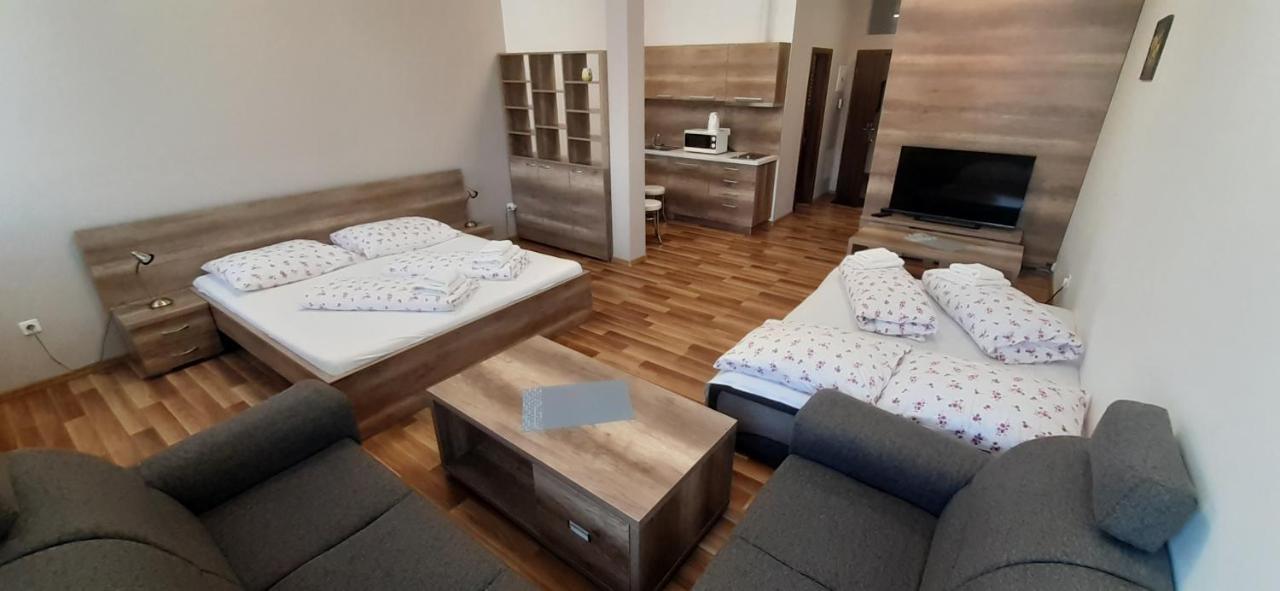 Apartments Modom Liptovský Mikuláš エクステリア 写真