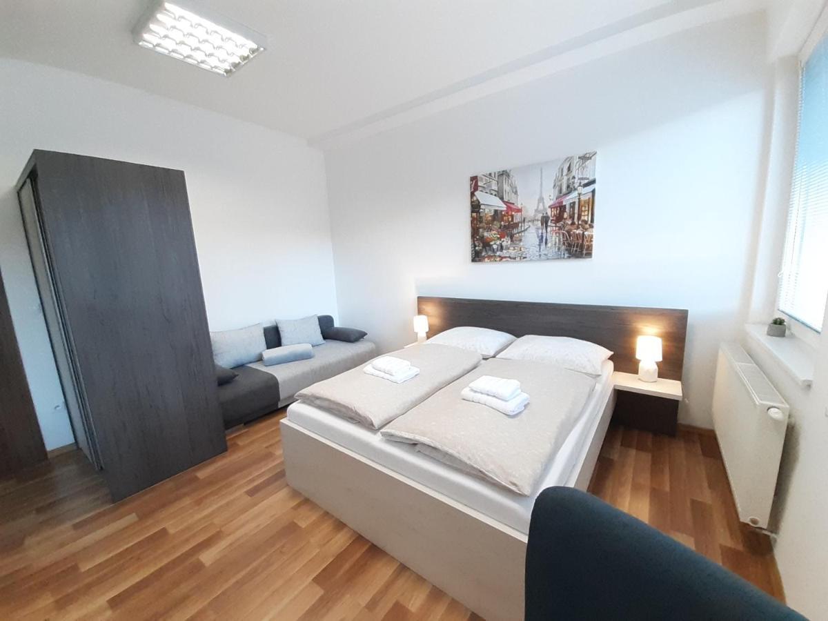 Apartments Modom Liptovský Mikuláš エクステリア 写真